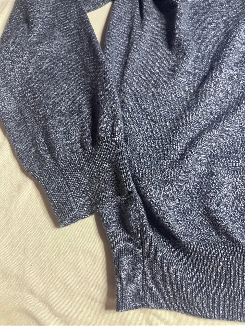 Tommy Hilfiger Vneck Sweater